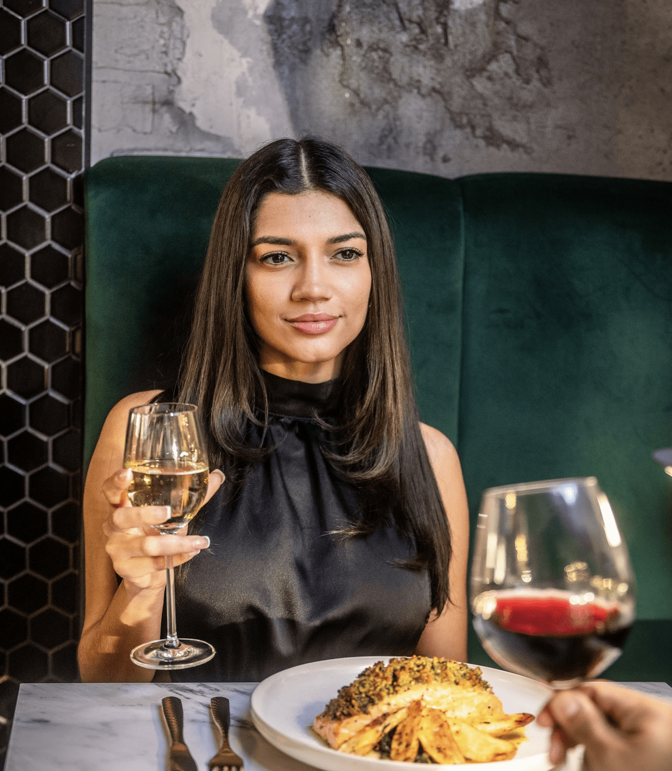 Livia Bar and Grill nightlife